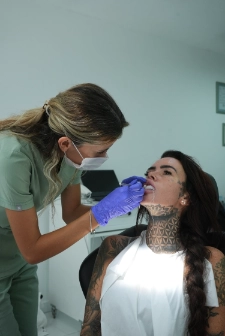 Main Interior Photo Front Desk